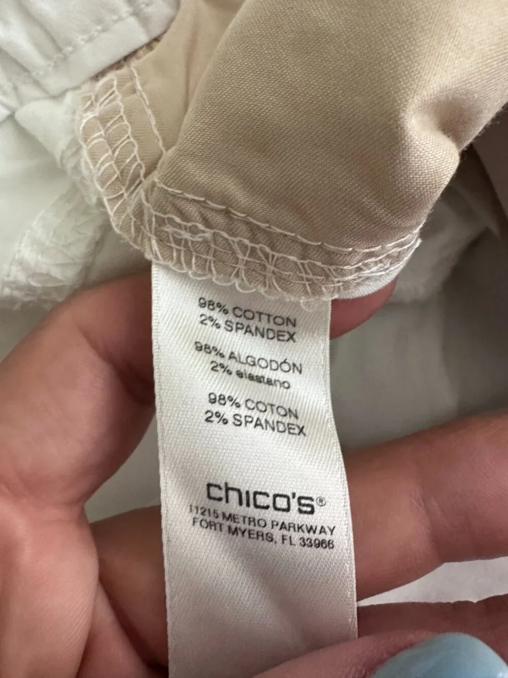 2/$30 Chico's High Rise Bermuda Short White Medium #A1958